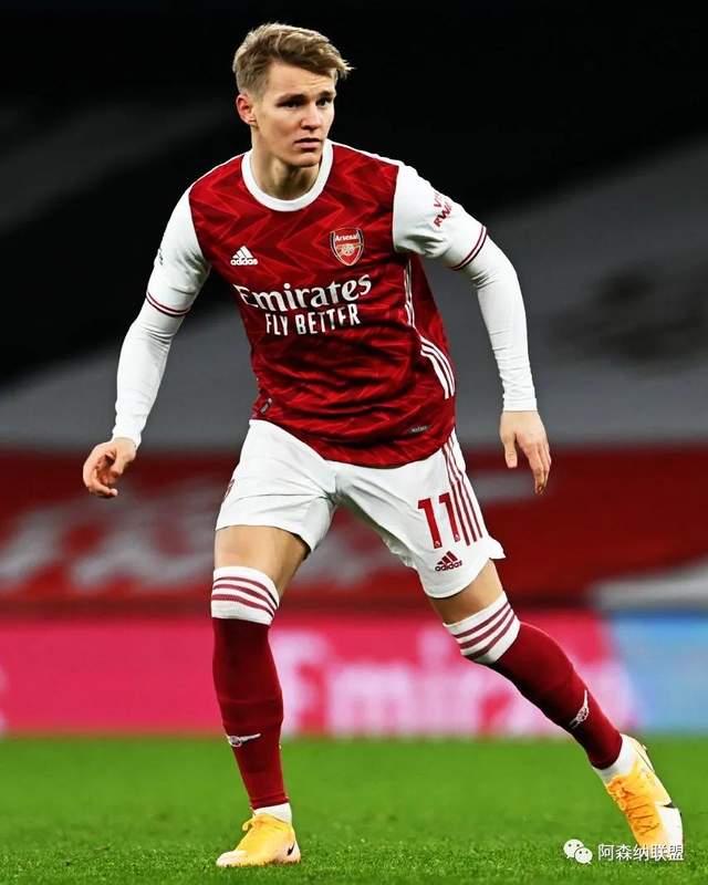 伊萨克全场数据：出战68分钟，7次丢球，7次对抗全部失败（伊萨克本场数据：出场68分钟，7次丢失球权，7次对抗无一成功）