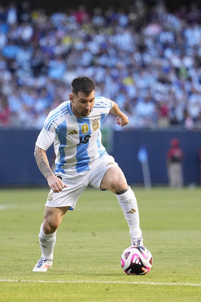 迪卡尼奥：国米仍是意甲综合实力最强；罗马买个好前锋能争冠