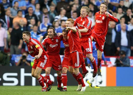 英超曼联和铁锤帮踢平，胖虎大力轰门式传球助攻达洛特种瓜得豆！（英超：曼联战平铁锤帮，胖虎炮弹式传球助达洛特建功）