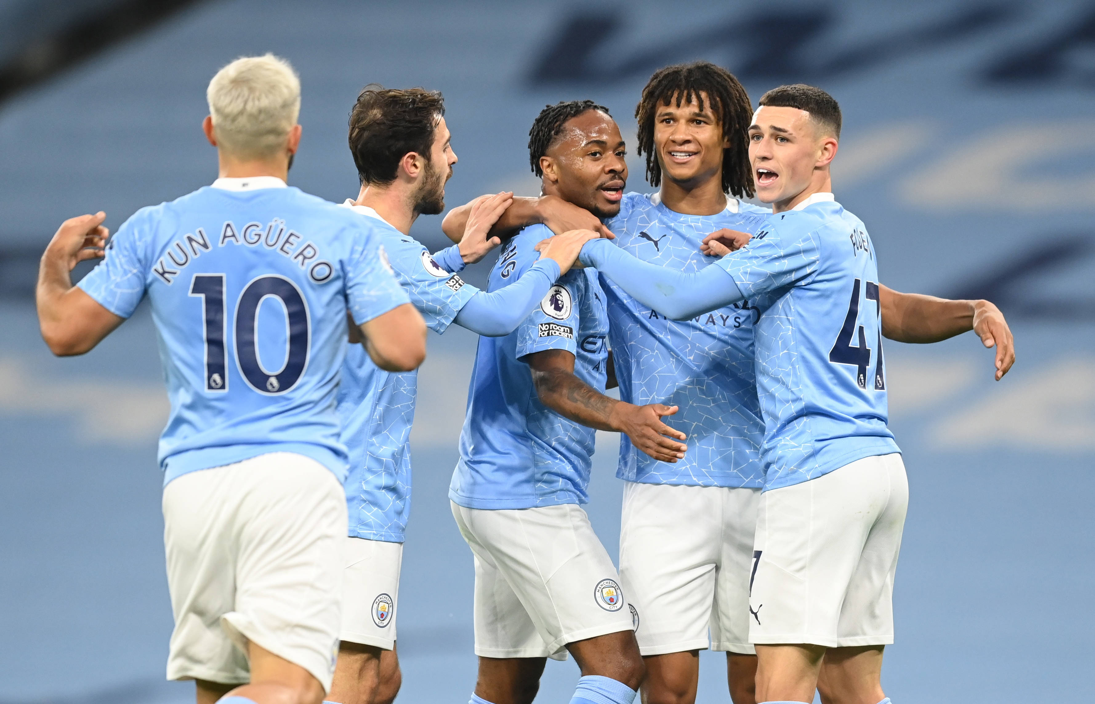 英超历年来圣诞冠军最后获得冠军的情况：（英超历届圣诞榜首球队最终夺冠情况）