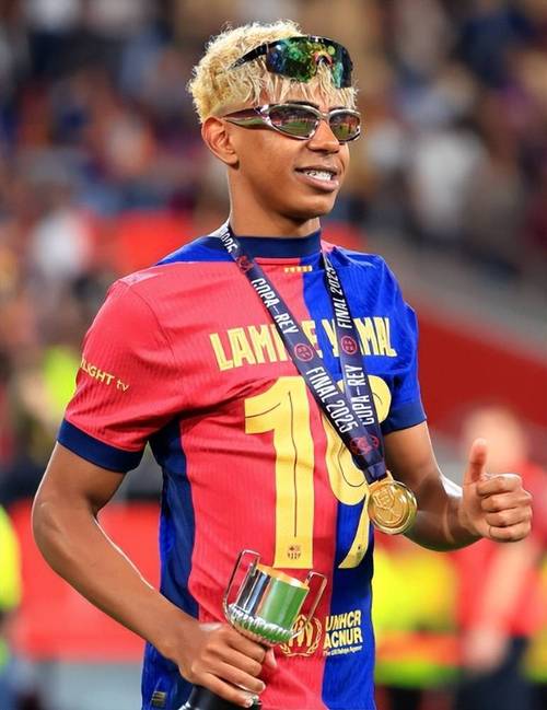 TA：曼联在英超比赛中控球率较低时，往往能取得更好的结果（TA：曼联在英超控球率不高时战绩更佳）