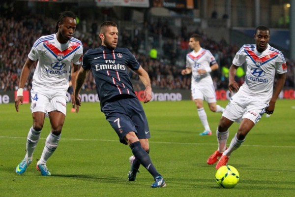 难逃伤病魔爪！巴西后场双核成为“双脆”，米利唐布雷默近些年连续重