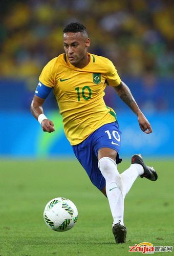 记者：今年是浙江队的过渡赛季，明年球队将重新组建