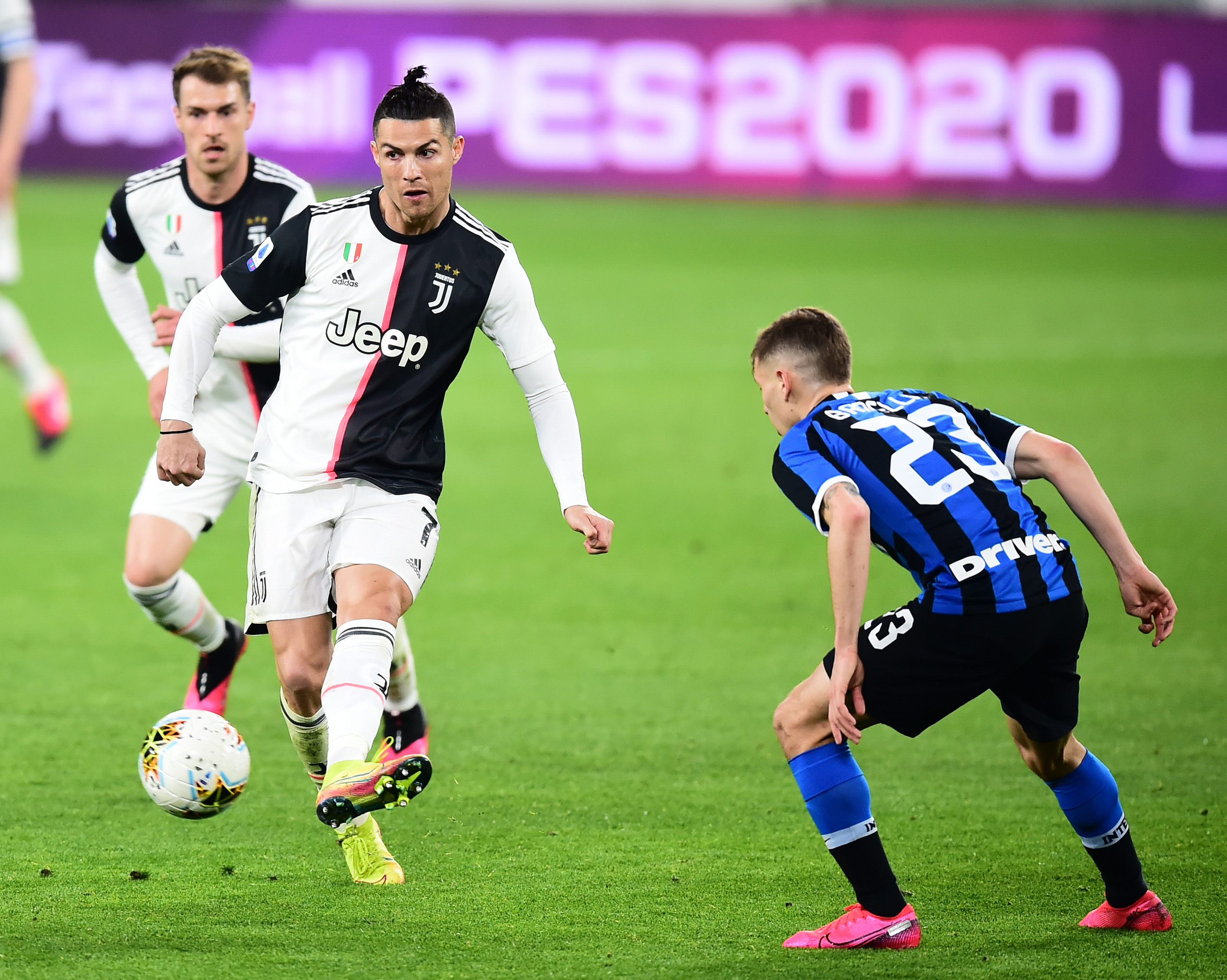 给我整的以为罗哥骗点球了一样，原来只是罚点球。。。