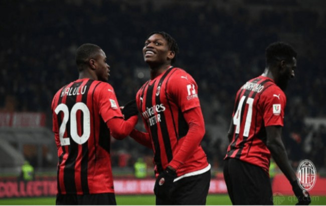 武磊去年全勤34球，今年出场6次进1球！海港失核仍3连冠（从34球到1球：武磊状态起伏，海港失核仍夺三连冠）