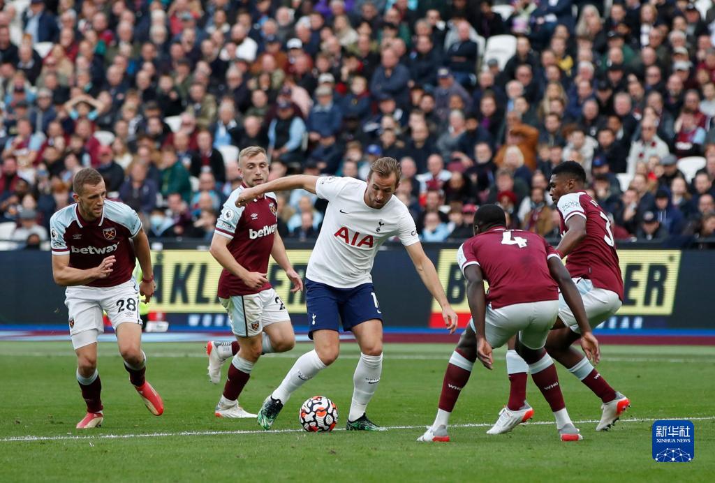 目前半场结束，马刺与鹈鹕双方合砍134分。