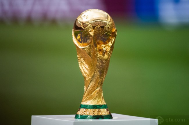 什么操作？徐正源生日当天蓉城未表态+次日宣布与其和平分手（徐正源生日当天蓉城保持沉默，次日官宣和平分手）